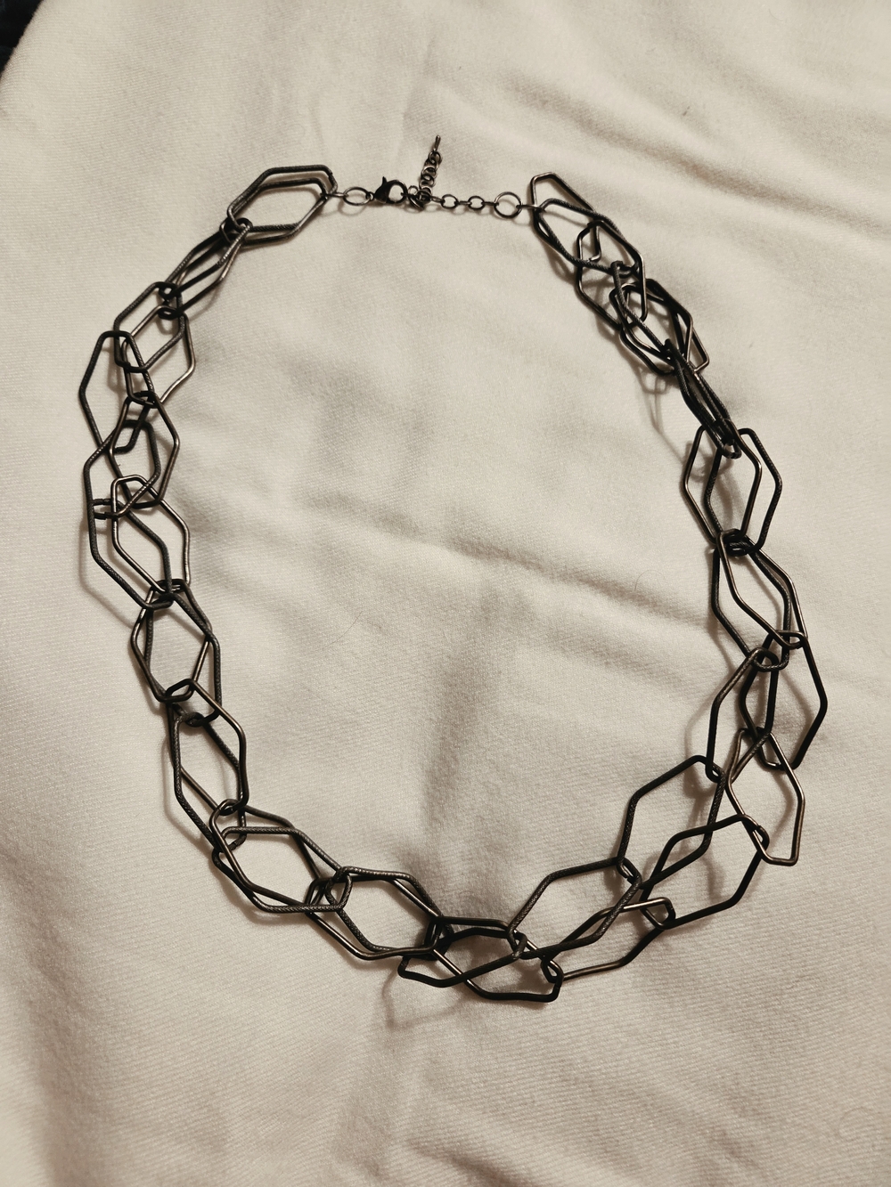 Multi-Link Geometric Statement Necklace - Black